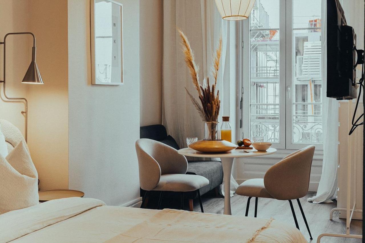 Suite Onega Лион Екстериор снимка