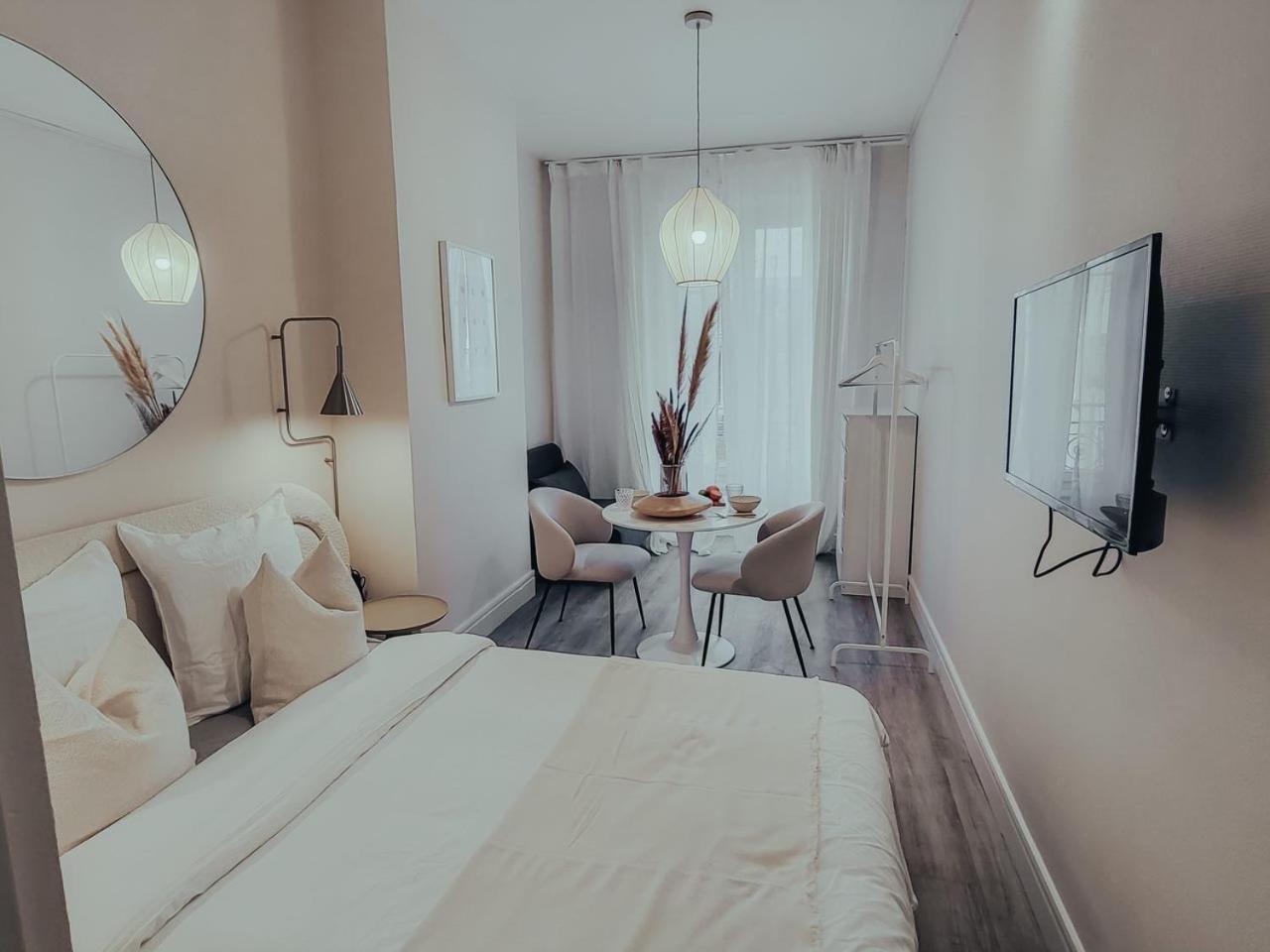 Suite Onega Лион Екстериор снимка