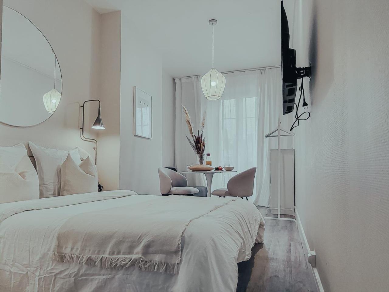 Suite Onega Лион Екстериор снимка