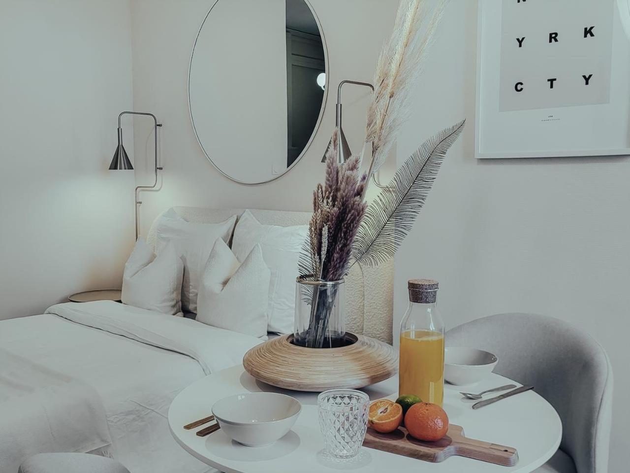 Suite Onega Лион Екстериор снимка